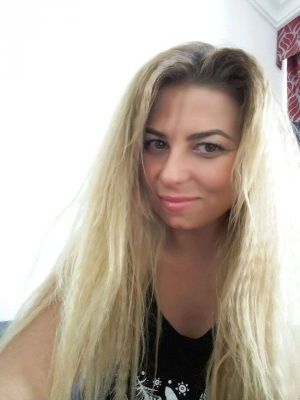 Beautiful girl Antonia from escort agency in UAE