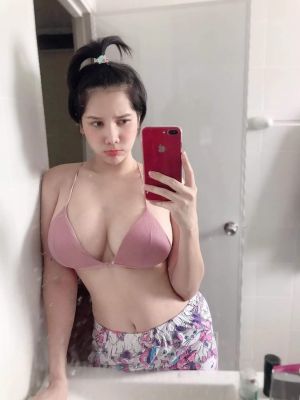 Mature female escort aged 24 is ready to meet you