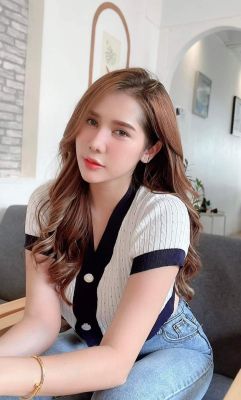 Experienced milf escort wants sex (24 years old, Abu Dhabi)