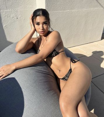 Independent escort in Abu Dhabi: Lisa  wants to meet a generous man