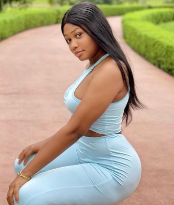 A call girl Nelly  in Abu Dhabi for AED 200