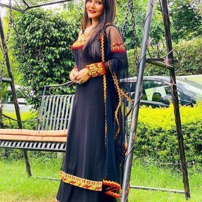 VIP treatment from 21 year-old elite escort Mimmi