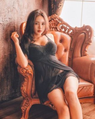 Abu Dhabi cheap escort sells her body for AED 800 per hour