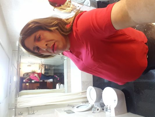 Elite escort service in Abu Dhabi from sexy Ladyboy abudhabi 