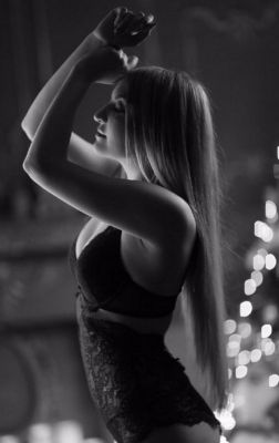 Look for escorts & babes? Book prostitute Annely on SexAbudhabi.club