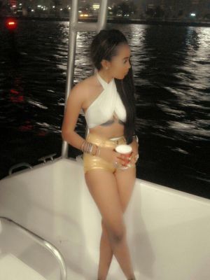 Look for escorts & babes? Book prostitute Lopez on SexAbudhabi.club