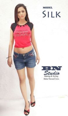 Lithuanian woman in Abu Dhabi at your service 24 7, call +971 56 568 3637