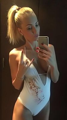 See photos of Hanna Toys in escort gallery