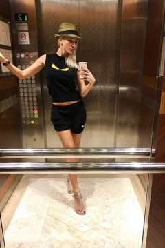 Abu Dhabi prostitute Hanna Toys will see you for USD 2000/hr Abu Dhabi prostitute Hanna Toys will see you for USD 2000/hr