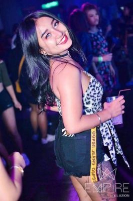 Umi - lesbian escort in Abu Dhabi