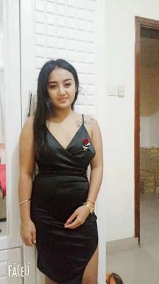 Lesbian call girl Umi is waiting for ladies