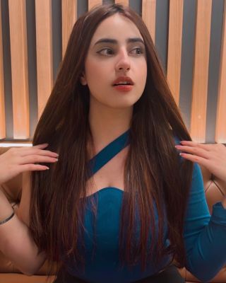 Abu Dhabi female escort can suck for 1000