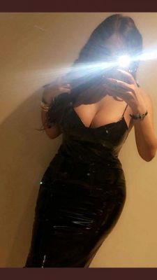 Lots of kissing and cuddling with Abu Dhabi asian escort Asala