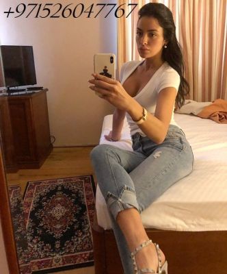 Invite UAE outcall escort Sandrame to your flat or hotel room