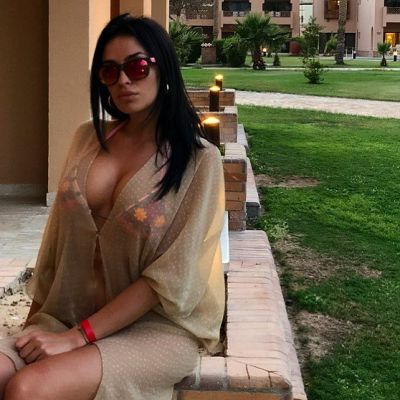 Airport escort Sandra for quick sex