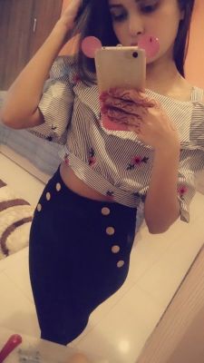 Blonde escort Hooriya is a star of Abu Dhabi for oral sex