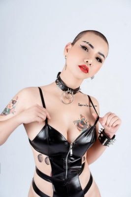 Black female escort Hanna sweet in UAE