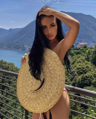 Abu Dhabi escort of asian origin Elza , 25 y.o.