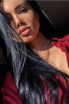 Intimate dating with Abu Dhabi escort girl, call +380 97 542 0573