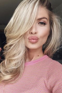 Laura NEW from Abu Dhabi