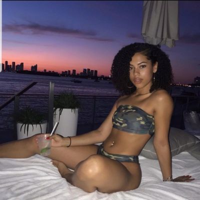 Book this escort cheap in Abu Dhabi — USD 700 per hour