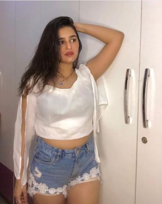 Female escort service from charming Iram Chaudhary in Abu Dhabi