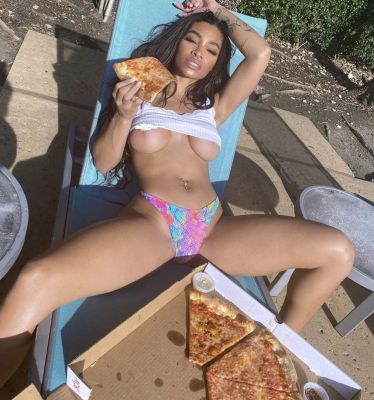 Book Susan on escort classifieds