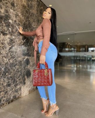 Sophicruz available on escort directory sexabudhabi.club