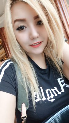 Enjoy private escort service from Isbella 