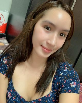 Black female escort Lyn in UAE