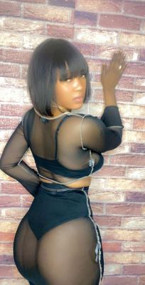 Camilla — an escort for massage in UAE