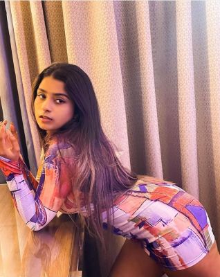 Riya Sharma Lusty Girl is one of the cheap call girls in UAE. Sex from AED 1000 